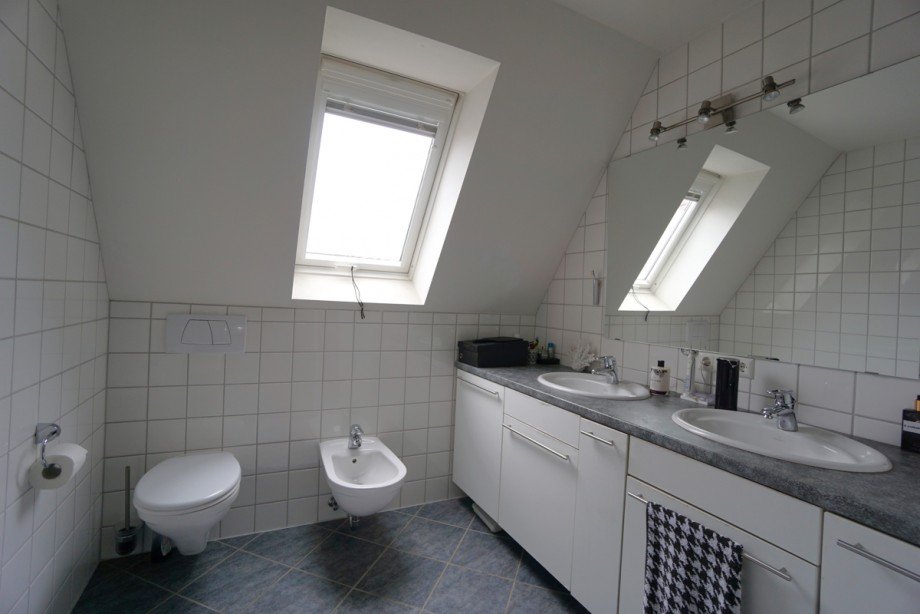 Bad Dachgeschosswohnung Augsburg / Zentrum