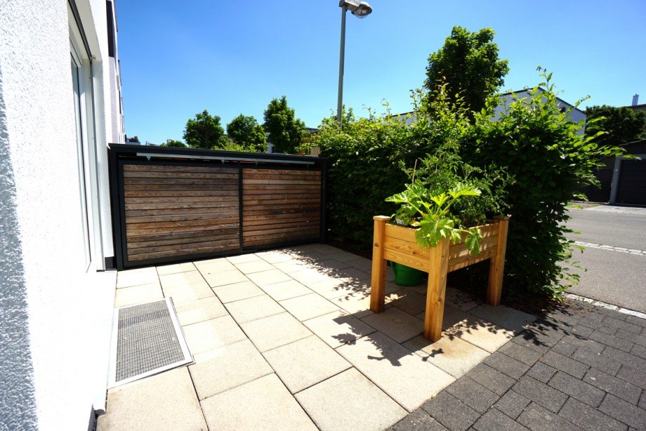 Terrasse vor dem Haus Reihenmittelhaus Augsburg / Pfersee