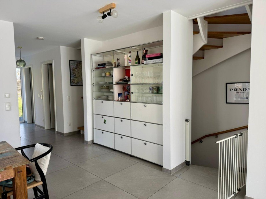 Treppenaufgang EG Reiheneckhaus Neus�� / Westheim