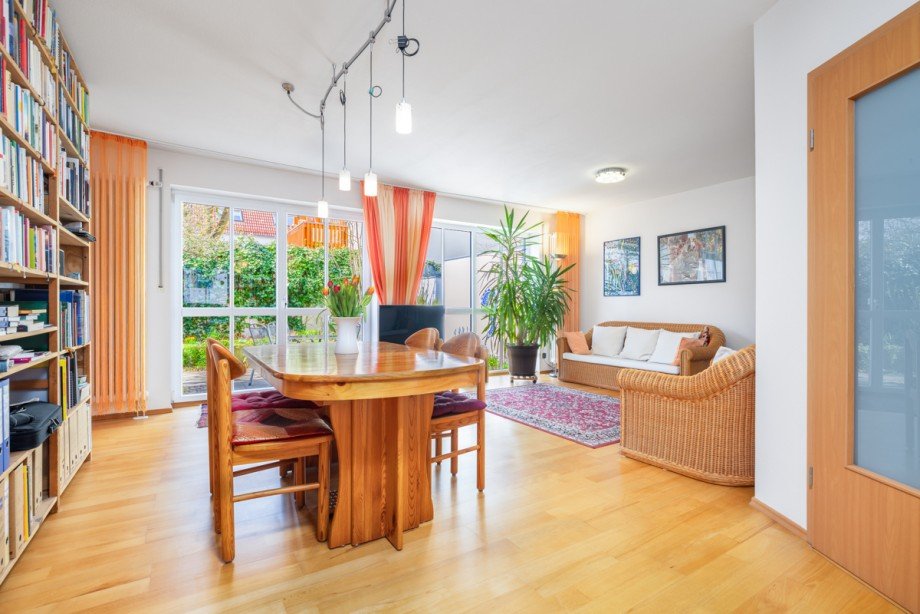 Essplatz Doppelhaush�lfte Augsburg / Pfersee