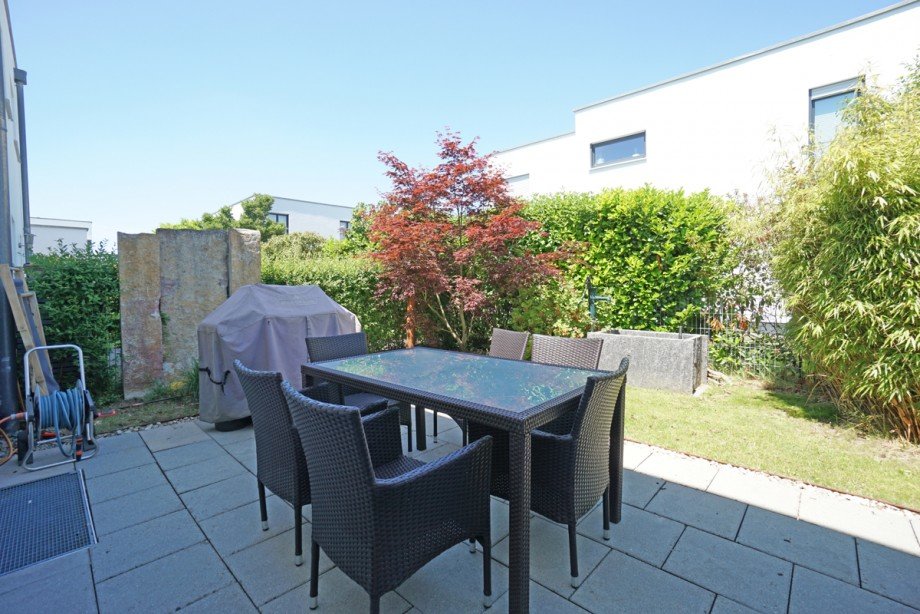 Terrasse u. Garten Reihenmittelhaus Augsburg / Pfersee