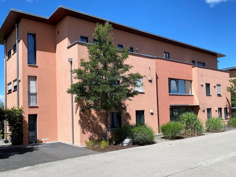 Ansicht von der Strassenseite Etagenwohnung Augsburg / Pfersee