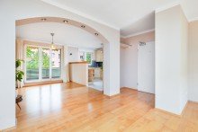 Essen / Diele / Kochen VERKAUFTt: Familiengerechte 4 ZKB-Wohnung im 1. OG mit EBK, Balkon und TG-Stellplatz zum Kauf