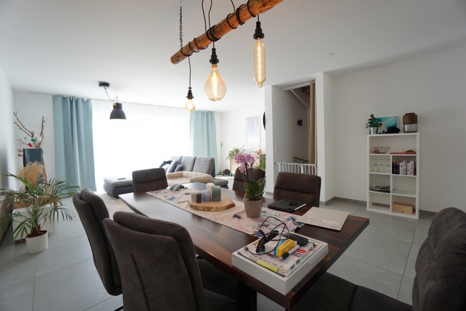 Wohnen / Essen Reihenmittelhaus Neus�� / Westheim