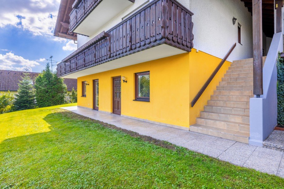 Zugang Einliegerappartement Einfamilienhaus Diedorf / Hausen
