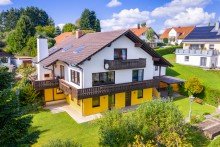 +++ NEU am Markt: Einfamilienhaus mit Weitblick und Einliegerwohnung in Diedorf-Hausen zum Kauf +++