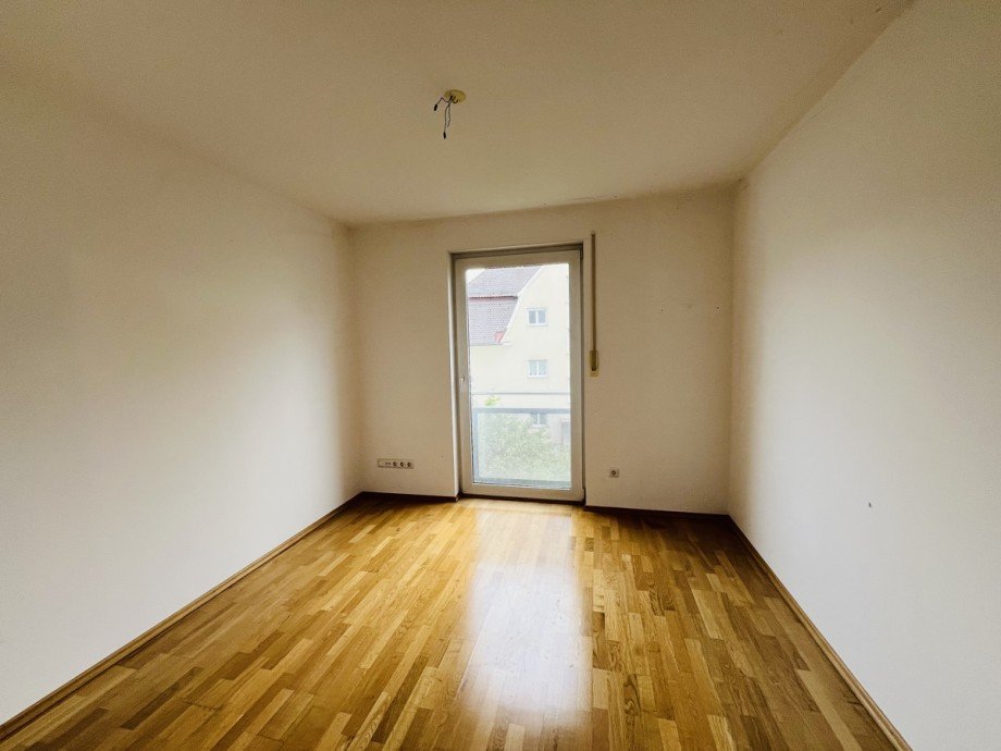 Kind 2 Etagenwohnung Augsburg / Pfersee