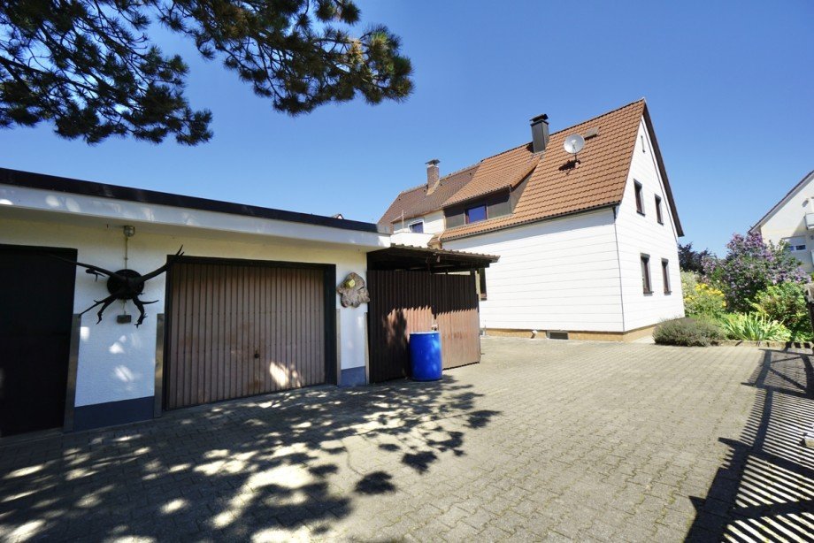 Hof, Garage u. Schuppen Doppelhaush�lfte Augsburg / Haunstetten