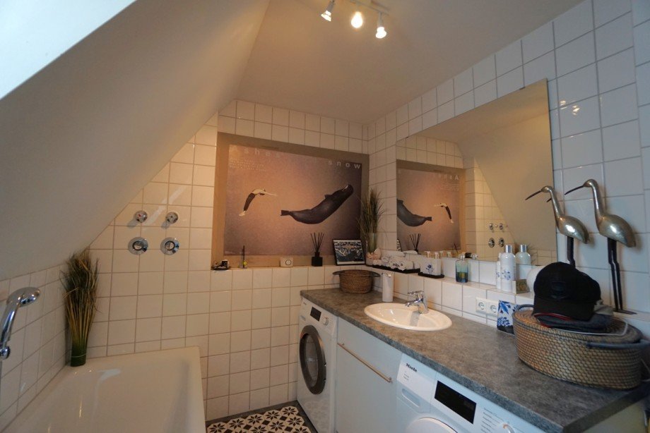 Bad / HWR Dachgeschosswohnung Augsburg / Zentrum