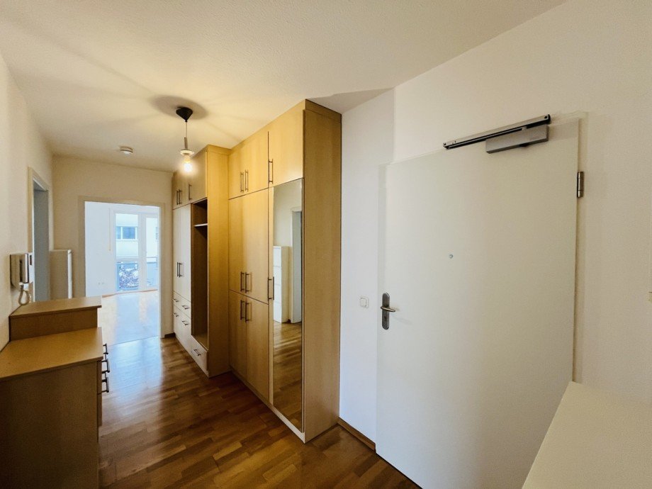 Diele Etagenwohnung Augsburg / Pfersee
