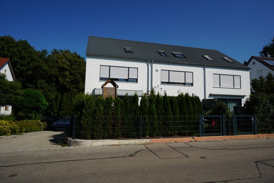  Reihenmittelhaus Neus�� / Westheim