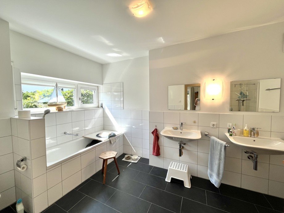Bad Erdgeschosswohnung Augsburg / Pfersee