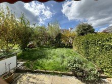 Gartenblick VERKAUFT: Familienfreundliche Doppelhaush�lfte mit Garage in ruhiger Lage von Neus��-Ottmarshausen