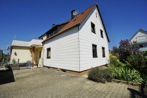 Hauptbild +++ VERKAUFT: Kleine Doppelhaush�lfte mit 302 m� Grund in Augsburg-Haunstetten zum Kauf +++