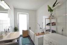 Bad +++ VERKAUFT IN TOPLAGE: 2 ZKB mit ca. 68 m� mit Westausrichtung Am Silbermannpark zum Kauf +++
