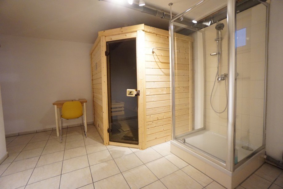 Sauna Doppelhaush�lfte K�nigsbrunn