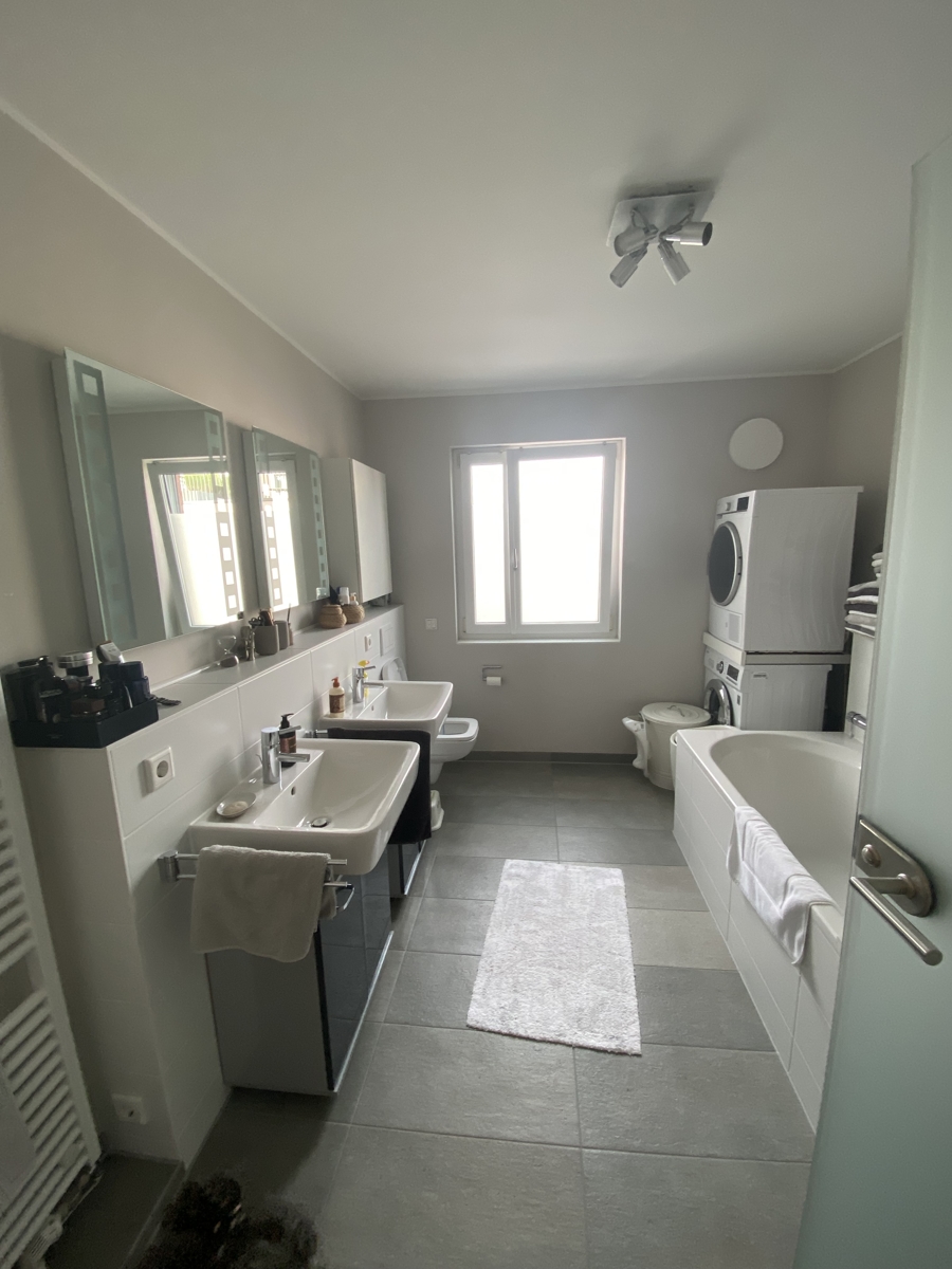Tageslichtbad Etagenwohnung Augsburg / Pfersee