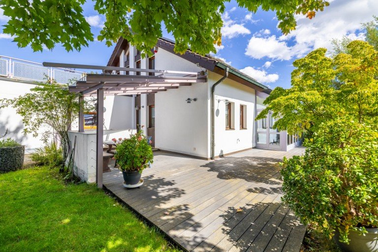 Terrasse West Augsburg / Bergheim Einfamilienhaus +++ VERKAUFT: Lage, Lage, Lage!!! Einfamilienhaus auf 1.023 m� Grund in Bergheim zum Kauf +++