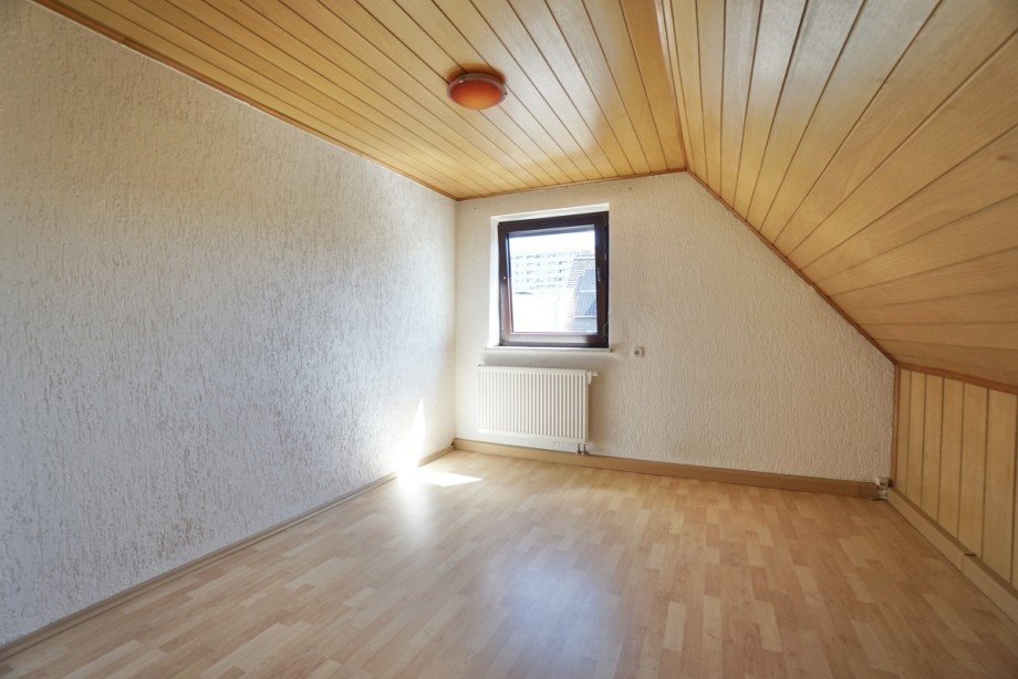 Kind Doppelhaush�lfte Augsburg / Haunstetten