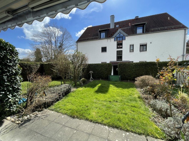 Garten Stadtbergen Erdgeschosswohnung +++ VERKAUFT: 2-ZKB mit Garten, TG und EBK in ruhiger Lage von Stadtbergen ab sofort frei +++