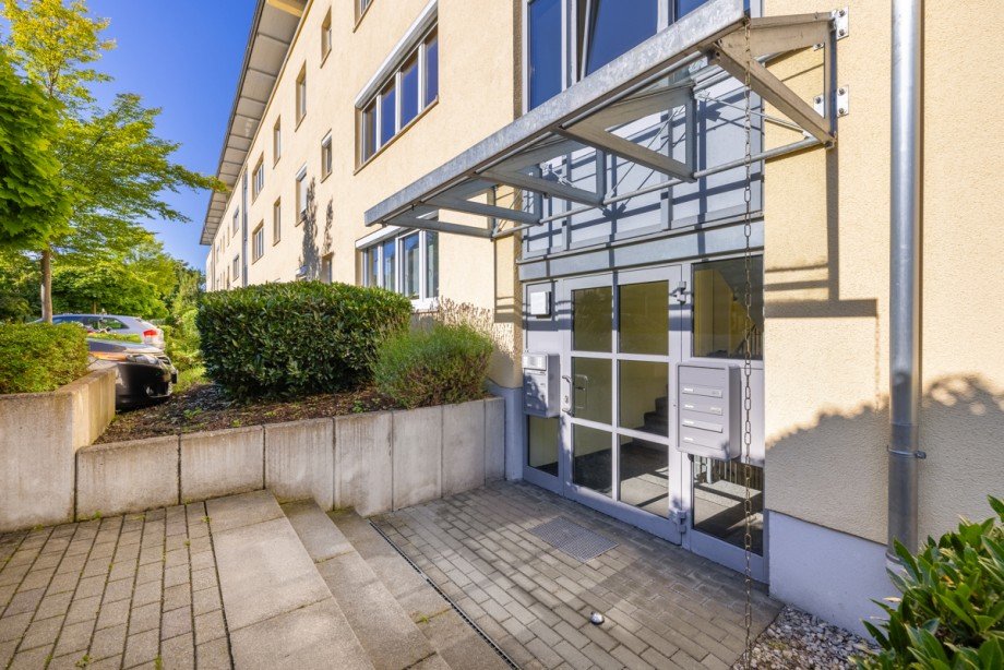 Hauszugang Etagenwohnung Augsburg / Kriegshaber