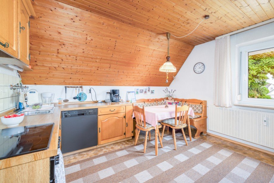 K�che DG Mehrfamilienhaus Gersthofen