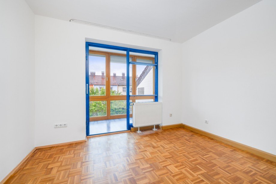 Kind Reihenmittelhaus Augsburg / Firnhaberau