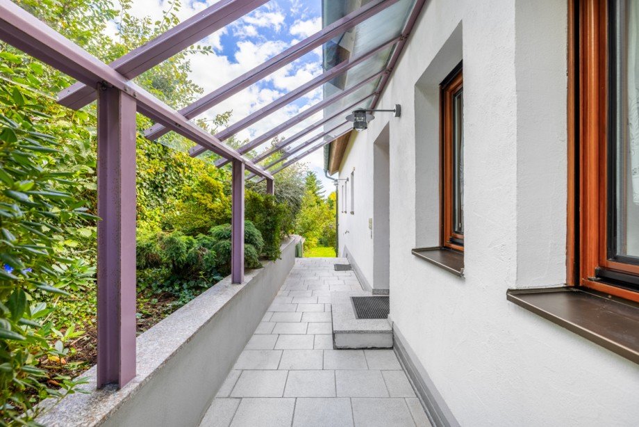 Hauszugang Einfamilienhaus Augsburg / Bergheim