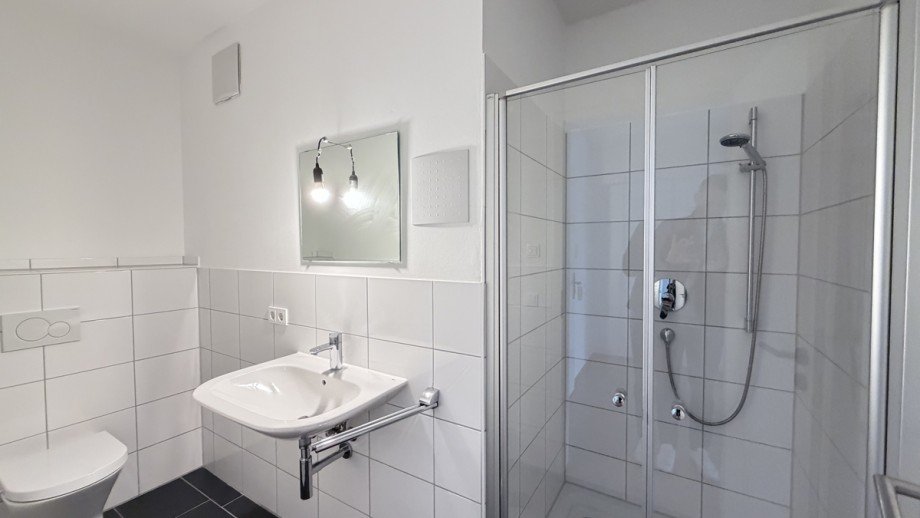 Bad Erdgeschosswohnung Augsburg / Pfersee